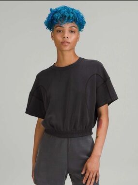 Lululemon Softstreme Gathered T-Shirt
Black